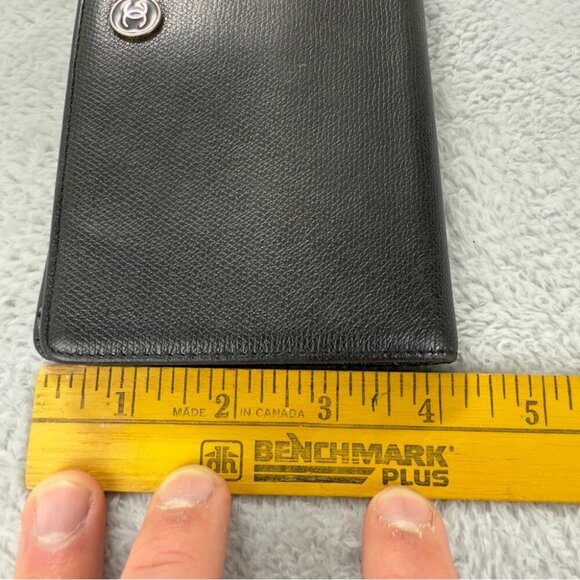CHANEL Coco Button Leather Bifold Long Wallet Black - Picture 12 of 15